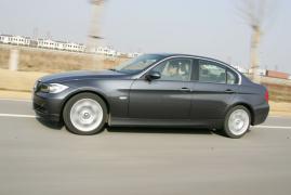 测试全新宝马BMW 325 i