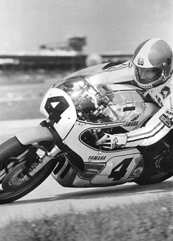 前世界冠军Giacomo Agostini