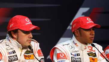 F1:迈凯轮承诺公平对待两车手 巴西站双雄力拼冠军