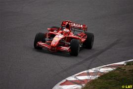 F1:前世界冠军"怂恿"舒马赫复出 称试车便是证明