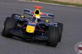 F1红牛车队表示08赛季的重点是提升赛车的可靠度
