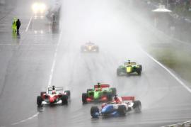 A1GP08/09 赛季首站荷兰 法国队在雨中获胜