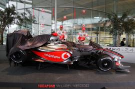 迈凯轮发布F1新车MP4-24 一号赛车之争有结果