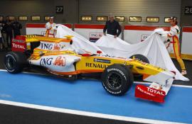 F1雷诺正式发布新车R29 皮奎特担任首次测试任务