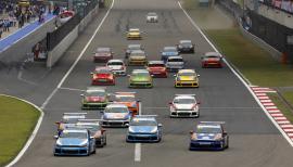 2013尚酷R杯上赛上演 创赛车多项新纪录